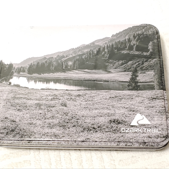 Ozark Trail One Stainless Steel Blade Knife Black White Bone Handle Metal Case - Picture 10 of 10